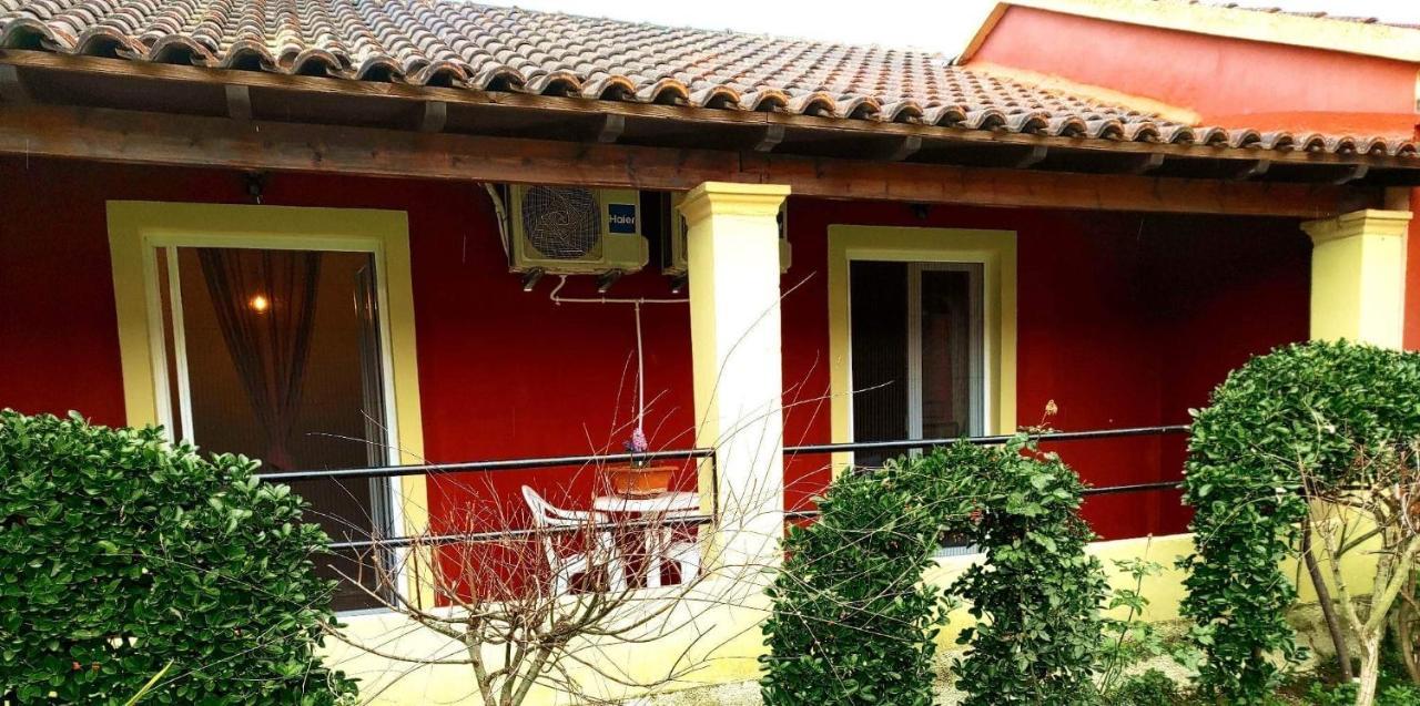 Alex Katerina Apartments Peroulades  Esterno foto
