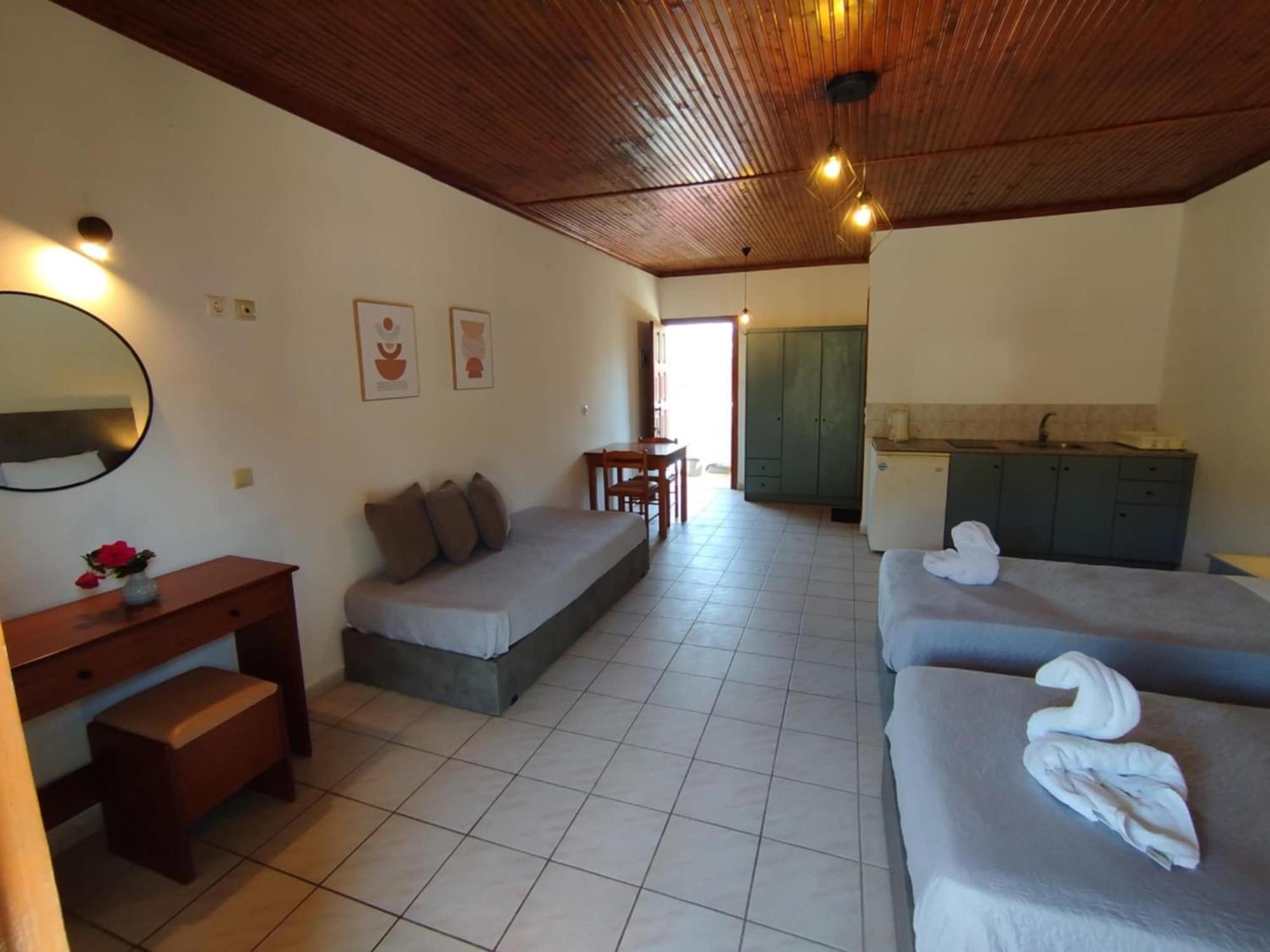 Alex Katerina Apartments Peroulades  Esterno foto