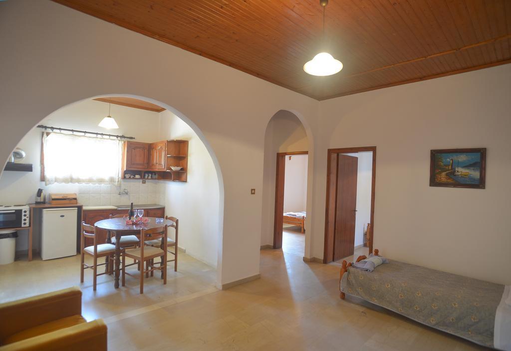 Alex Katerina Apartments Peroulades  Esterno foto